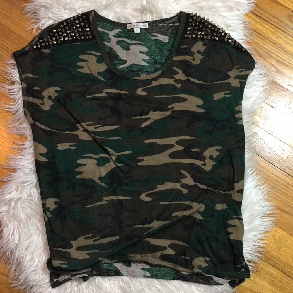XL Army Tee w/ Studded Shoulders